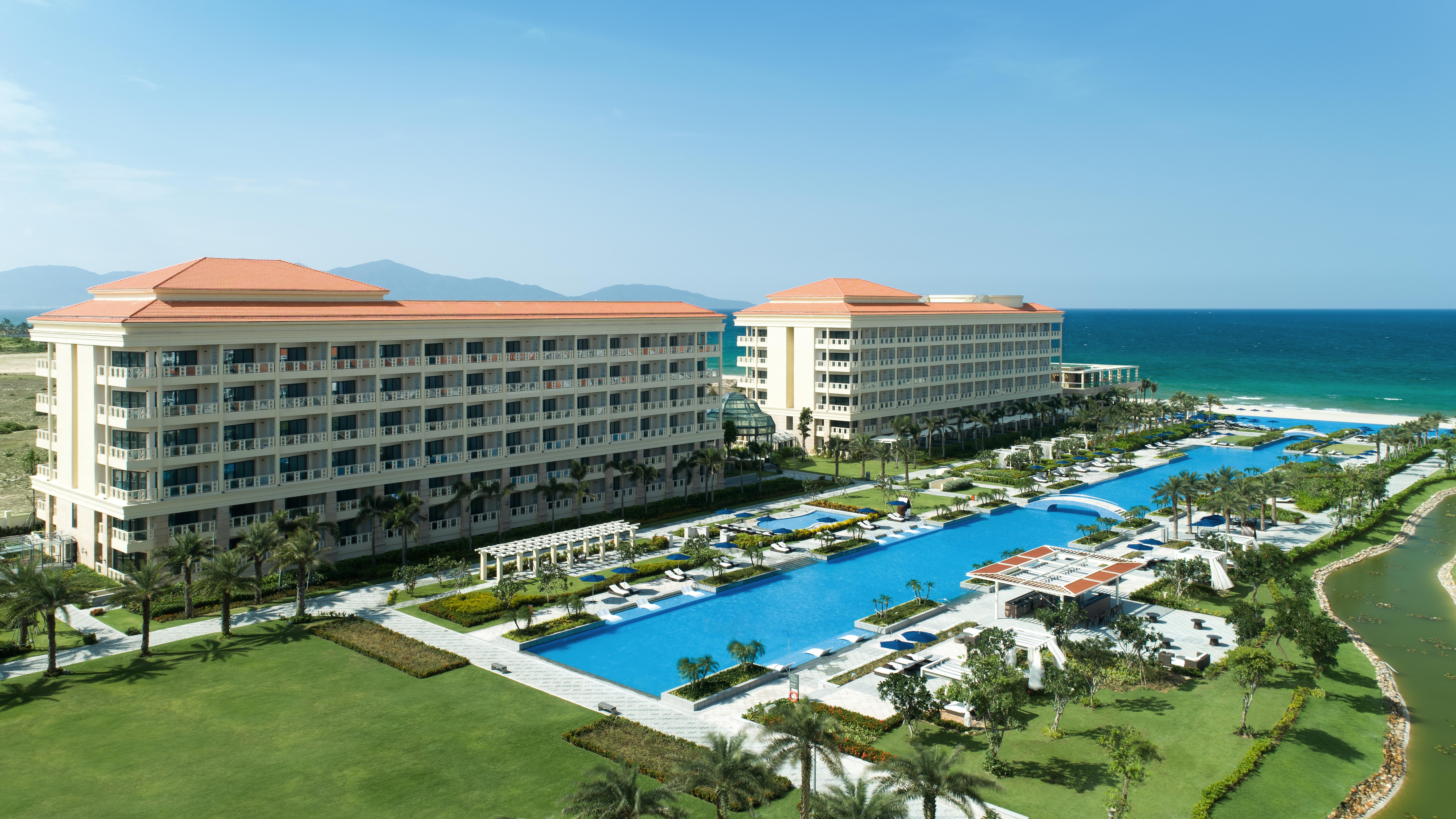 Sheraton Grand Danang Resort & Convention Center Екстер'єр фото