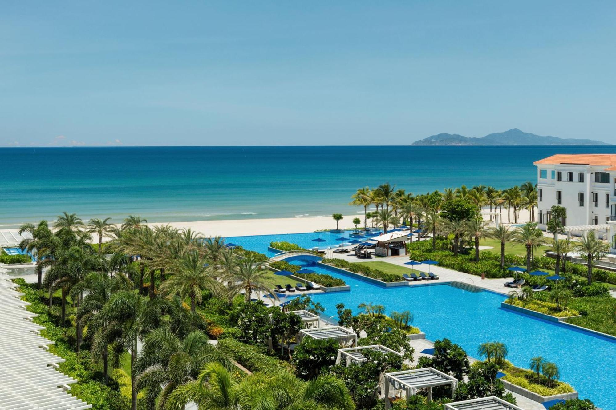 Sheraton Grand Danang Resort & Convention Center Екстер'єр фото